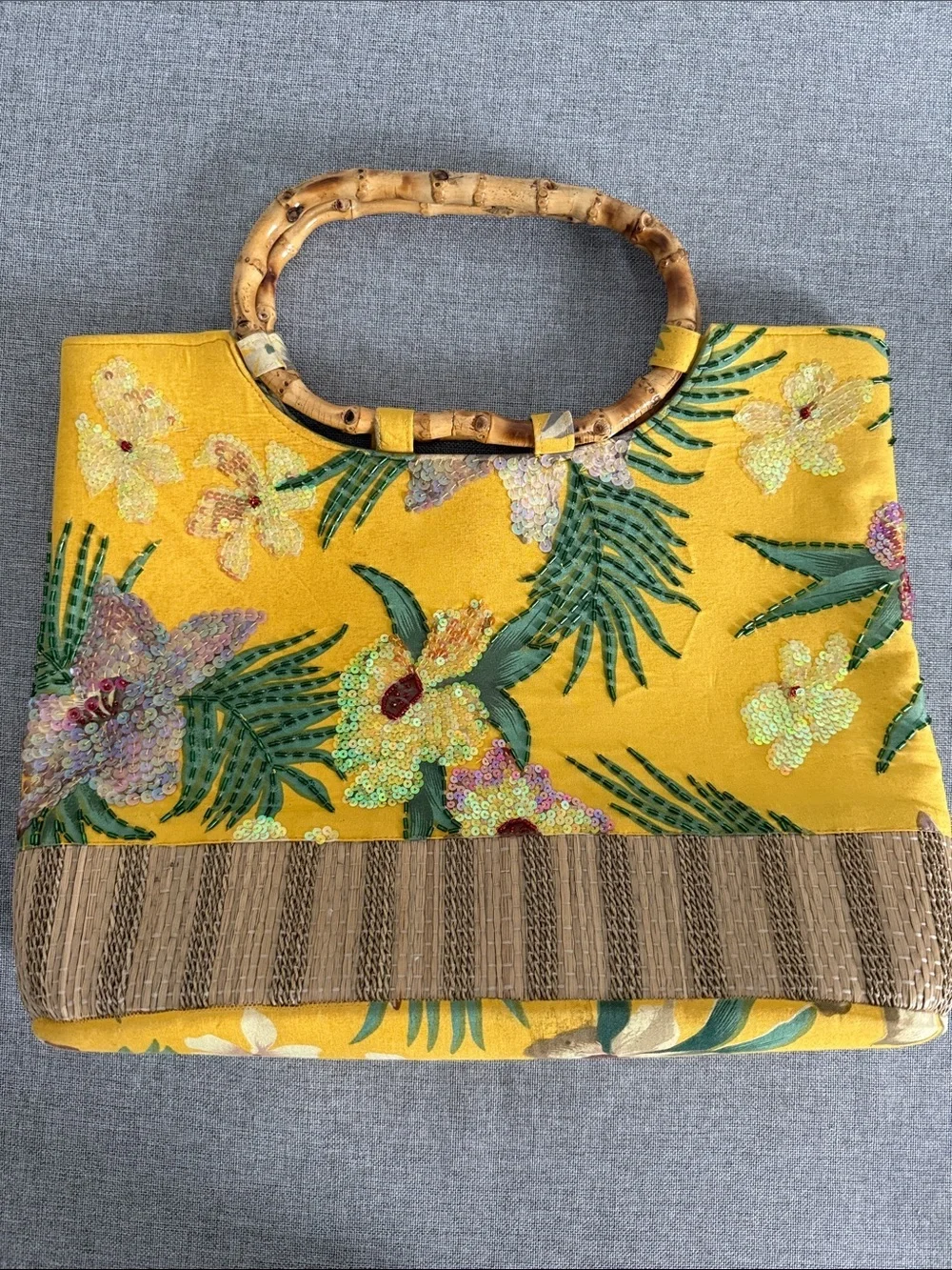 Yellow vintage Floral Bamboo-Handle Tote Bag - Picture 4 of 16